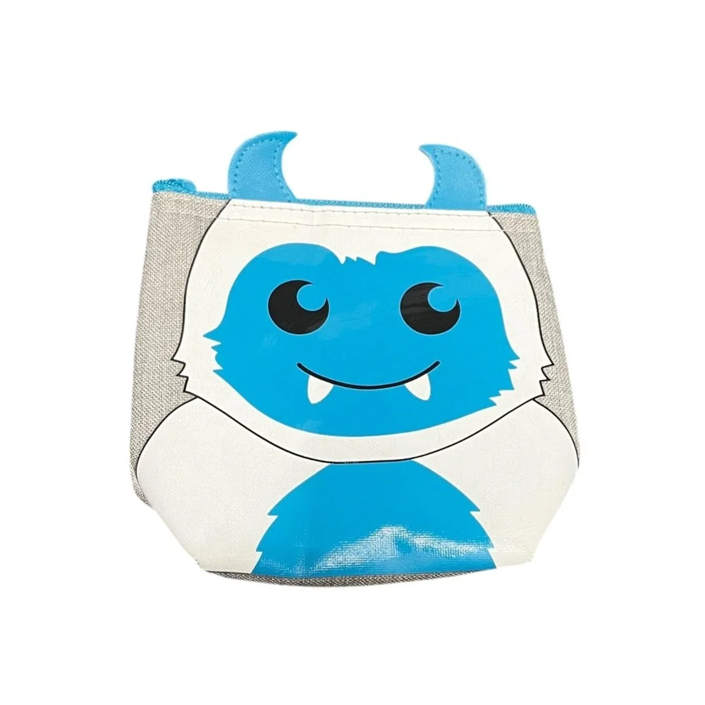 THIRTY ONE 31 SNOW MONSTER YETI COOL ZIP SNACKER